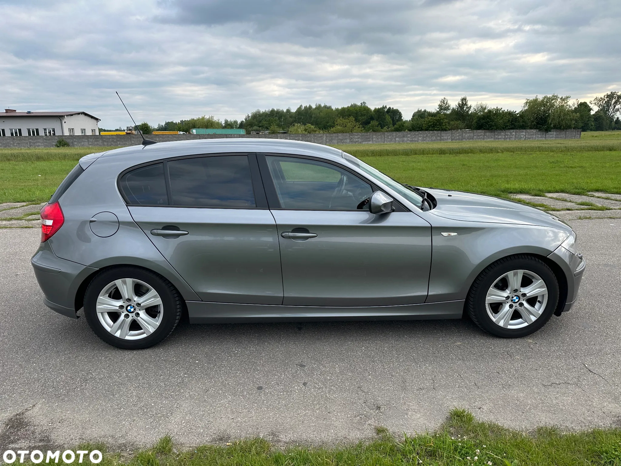 BMW Seria 1 118i Edition Sport - 5