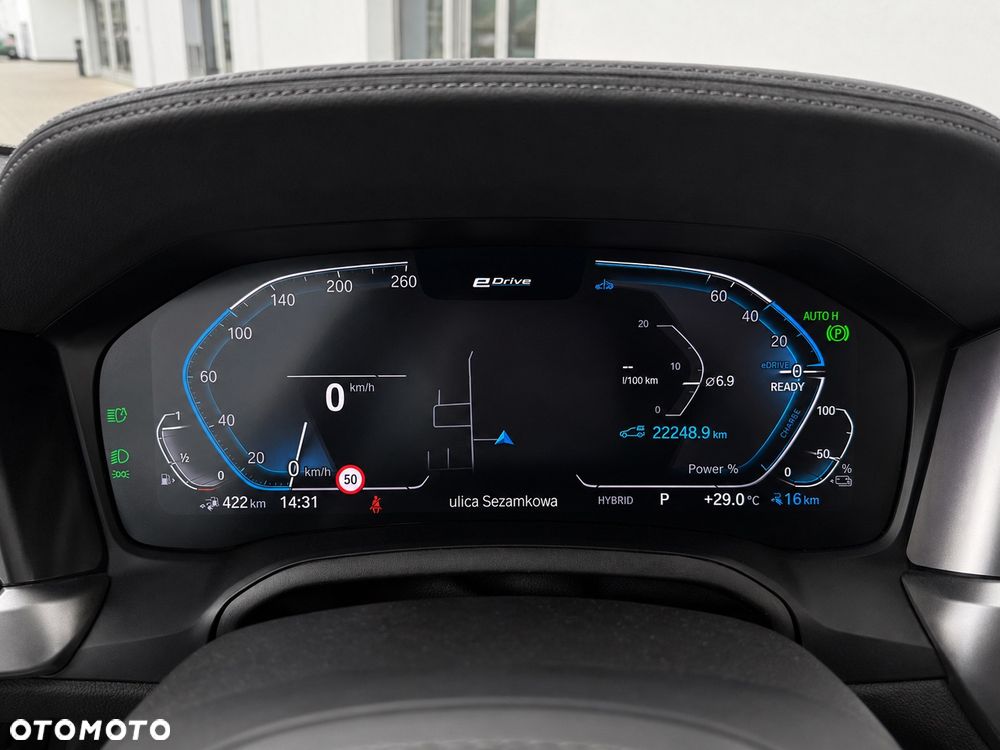 BMW Seria 3 330e xDrive M Sport sport - 19