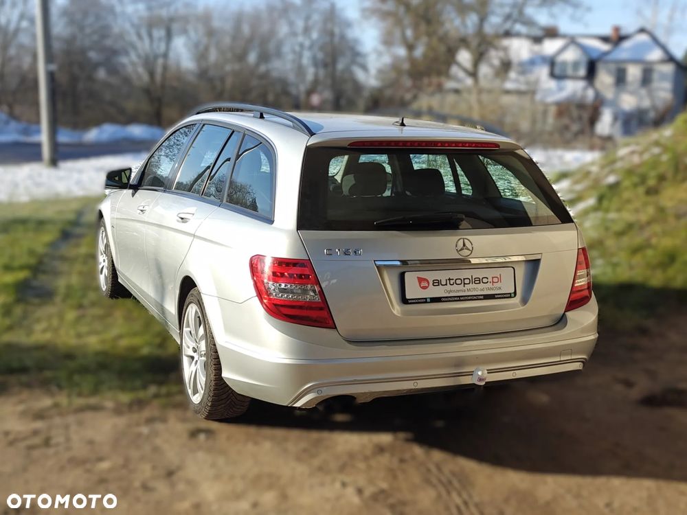 Mercedes-Benz Klasa C 180 BlueEFFICIENCY Elegance - 22
