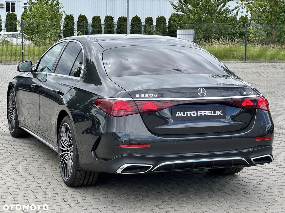 Mercedes-Benz Klasa E 220 d mHEV 4-Matic AMG 9G-Tronic - 12