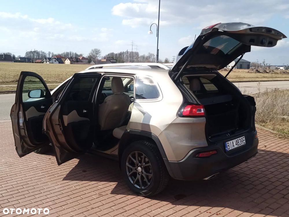 Jeep Cherokee 3.2 V6 Active Drive I Limited - 33