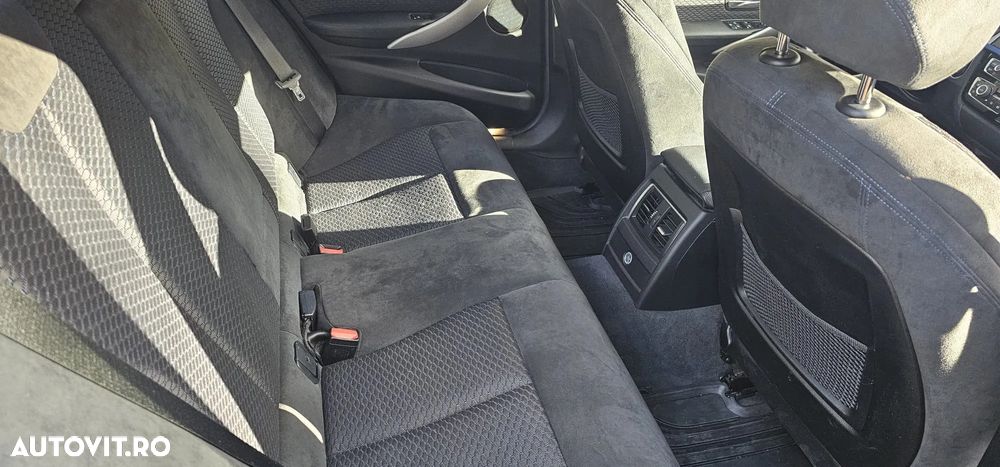 BMW Seria 3 320d xDrive M Sport - 18