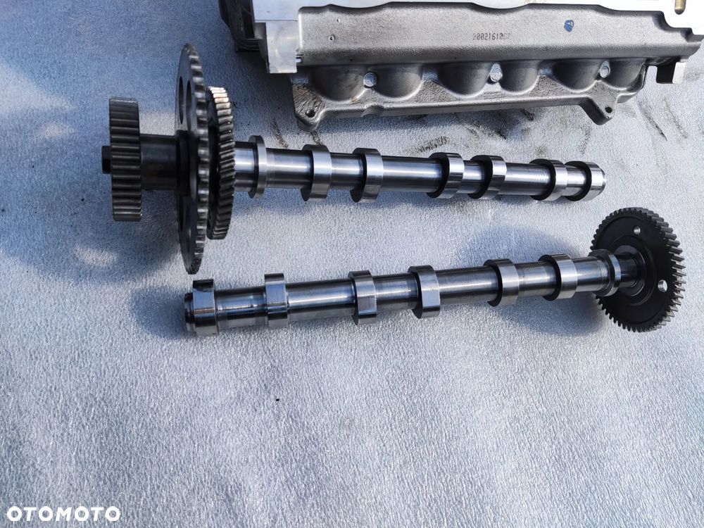 GRAND CHEROKEE WK2 3.0CRD GŁOWICA PRAWA 90352084F - 2