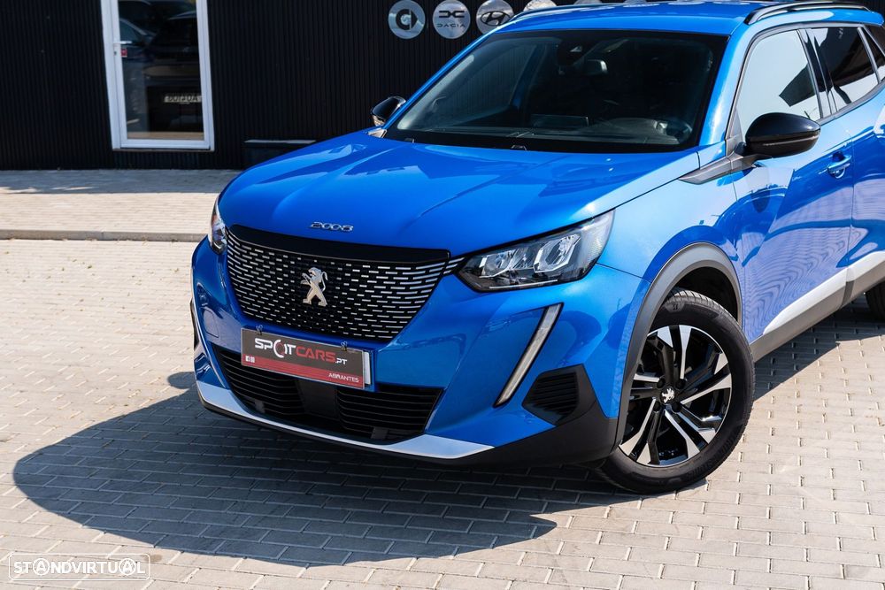 Peugeot 2008 1.2 PureTech Allure Pack - 4