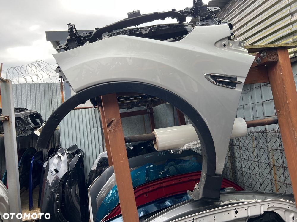 Ford Kuga MK2 lift  16-19 Błotnik lewa strona - 1