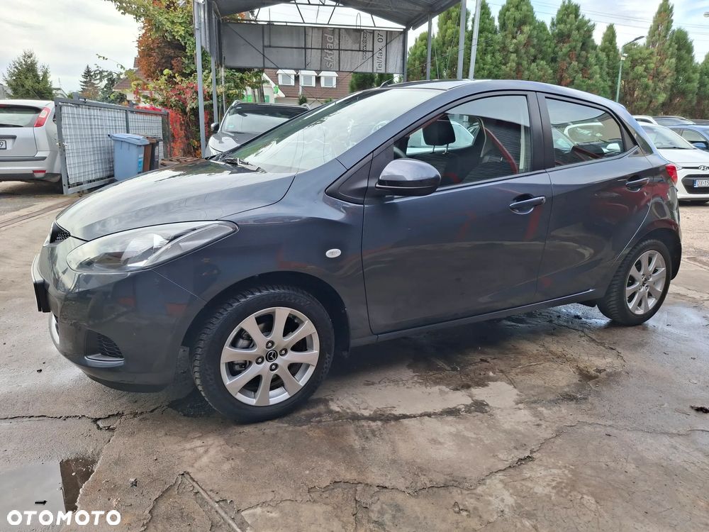 Mazda 2 - 4
