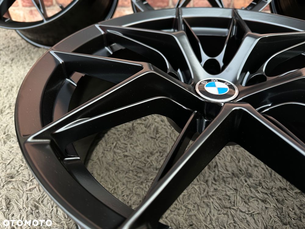 Nowe Felgi zamienniki BMW w kolorze czarnym 8,5j et35 5x120 - 14