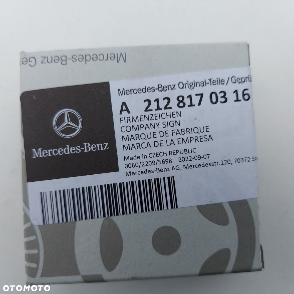 EMBLEMAT ZNACZEK GWIAZDA NA MASKE MERCEDES C W205 E W212 W213 W238 ORYGINAL NOWY 2128170316 - 17