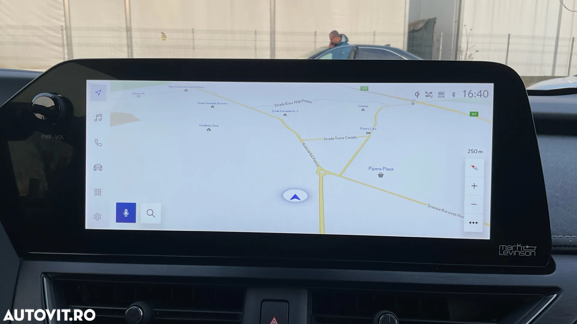 Lexus UX 250h 2.0L HEV 20H- (178 HP) 4X4 CVT Luxury - 24