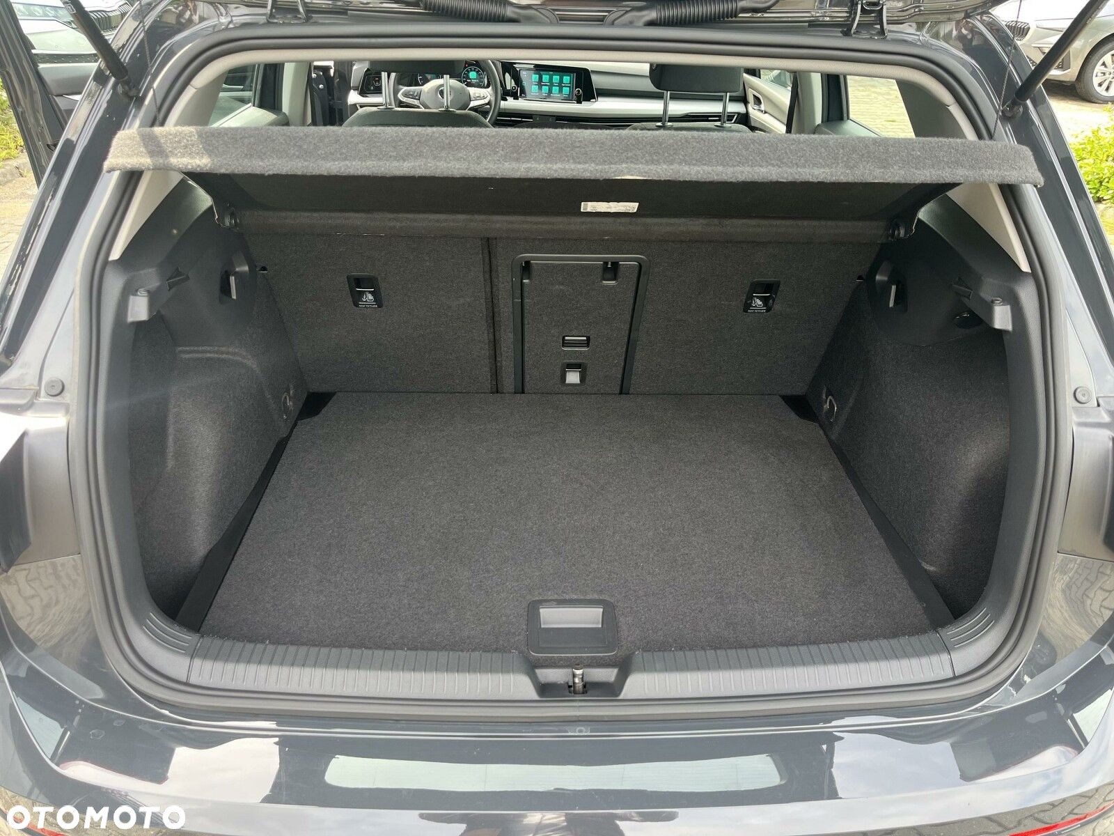 Volkswagen Golf - 17