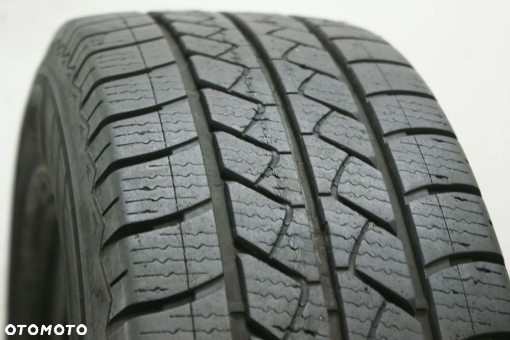 195/70R15C GOODYEAR VECTOR 4SEASONS CARGO , 7,3mm 2022r - 2