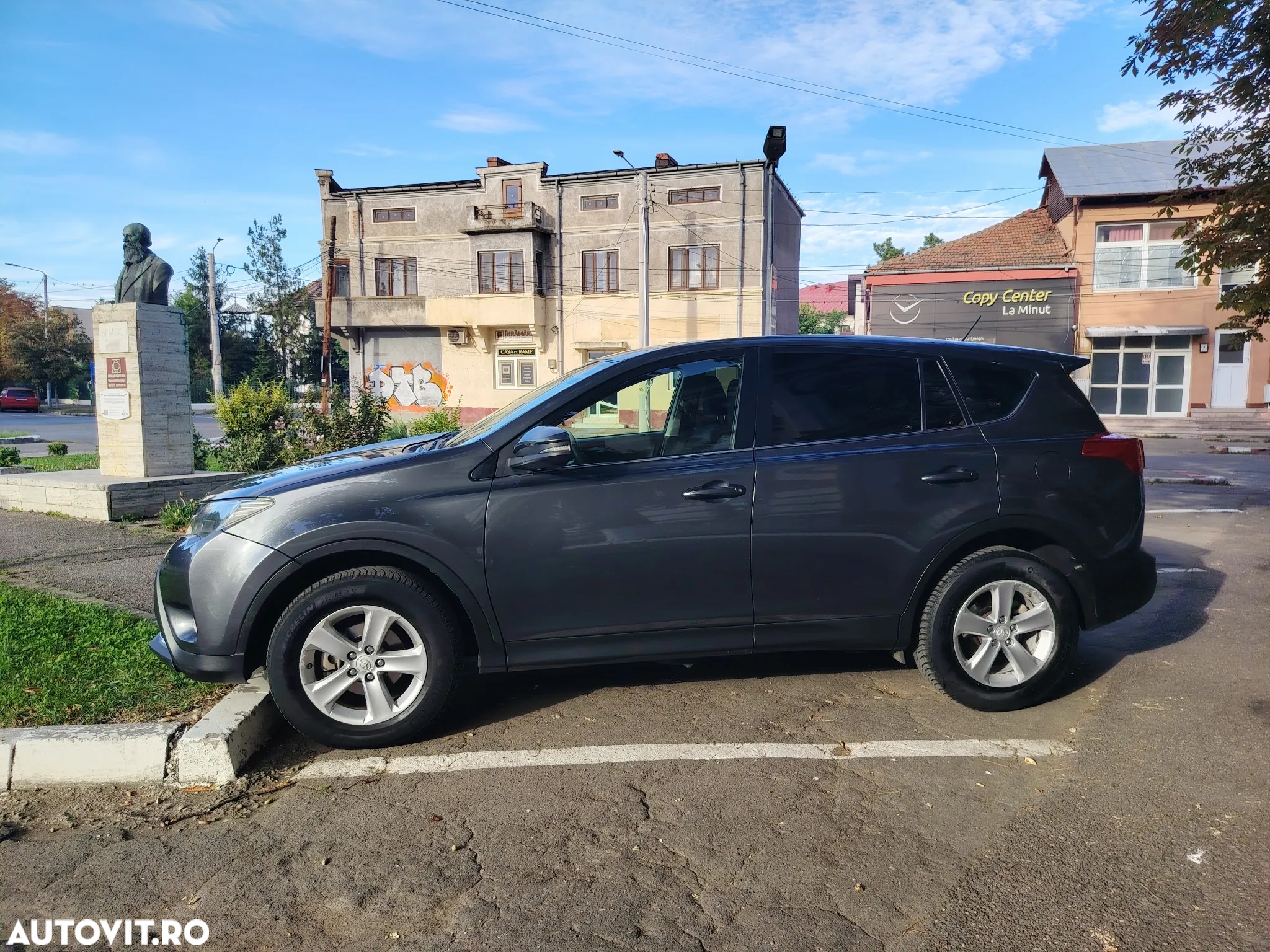 Toyota RAV4 - 7