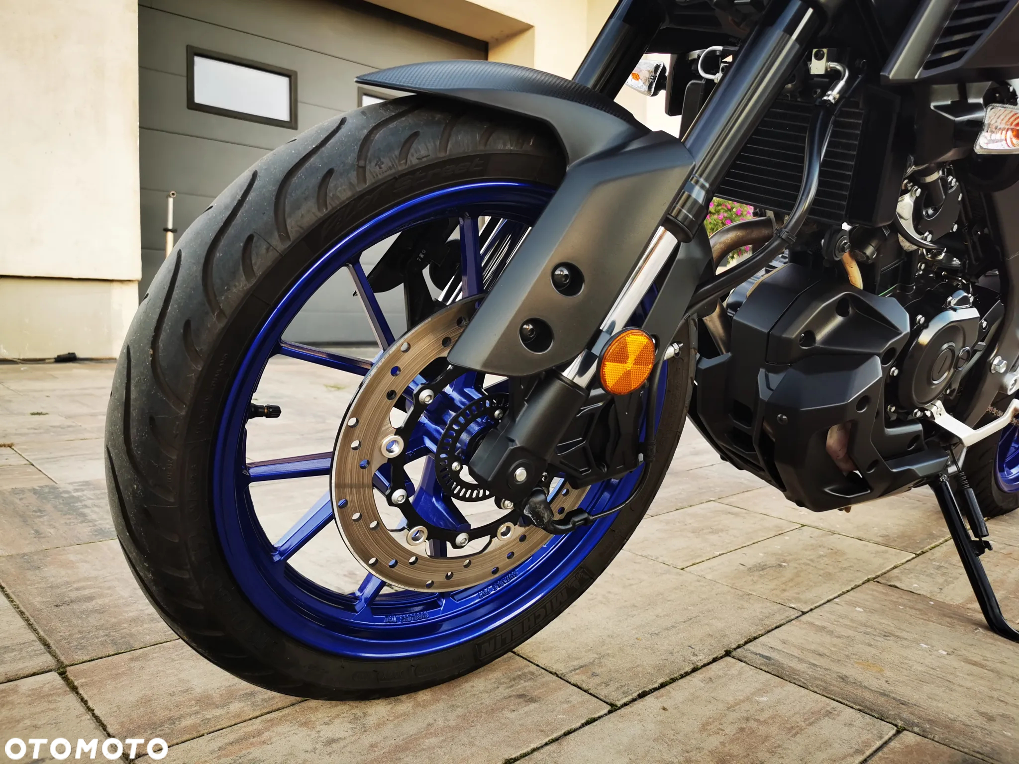 Yamaha MT - 12