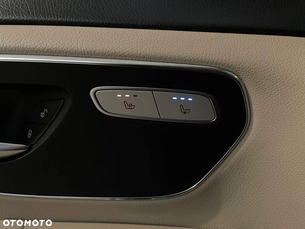 Mercedes-Benz Klasa V 250 (BlueTEC) d Avantgarde 7G-Tronic (d³ugi) - 10