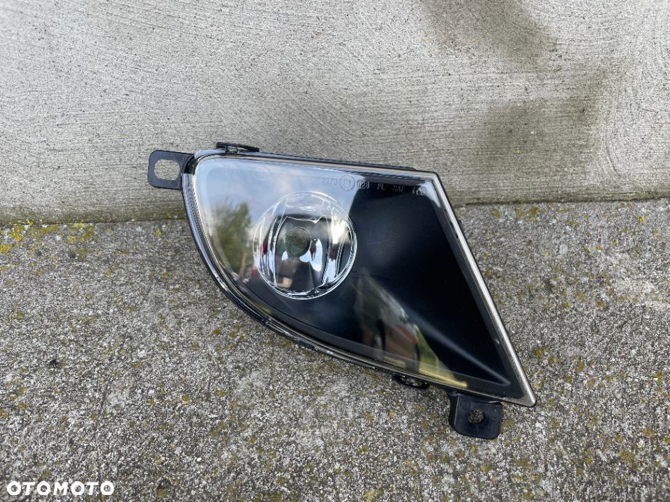 HALOGEN PRAWY BMW 5 E60, E61 LIFT  2007-2010 - NOWY AL - 1