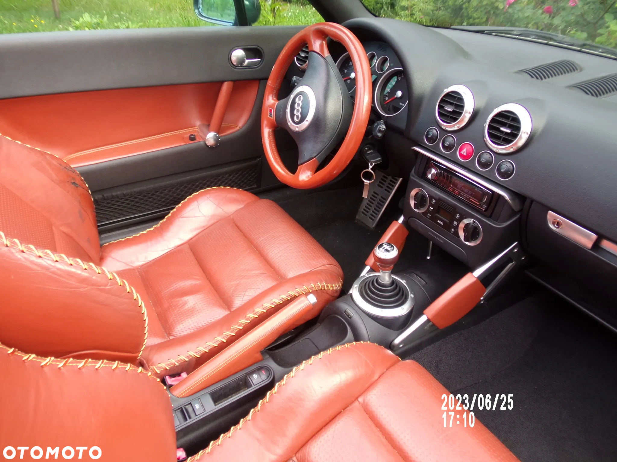 Audi TT Coupé Roadster 1.8T - 23
