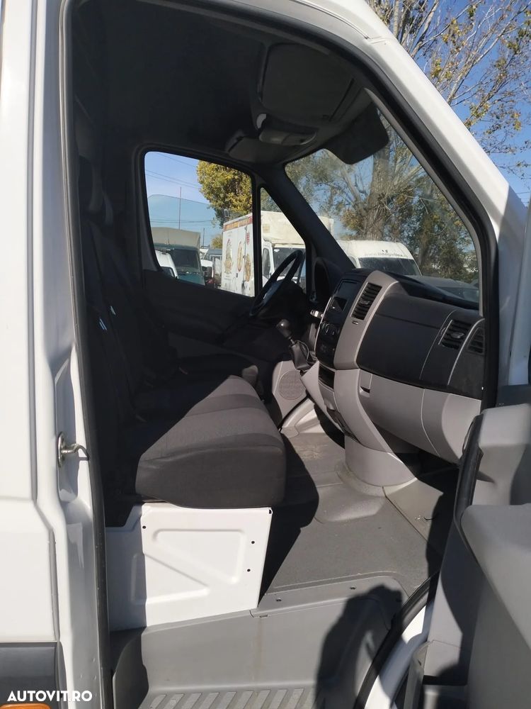 Volkswagen CRAFTER - VARIANTA LUNGA - 9