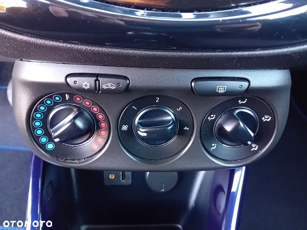 Opel Adam 1.2 Start/Stop Unlimited - 22