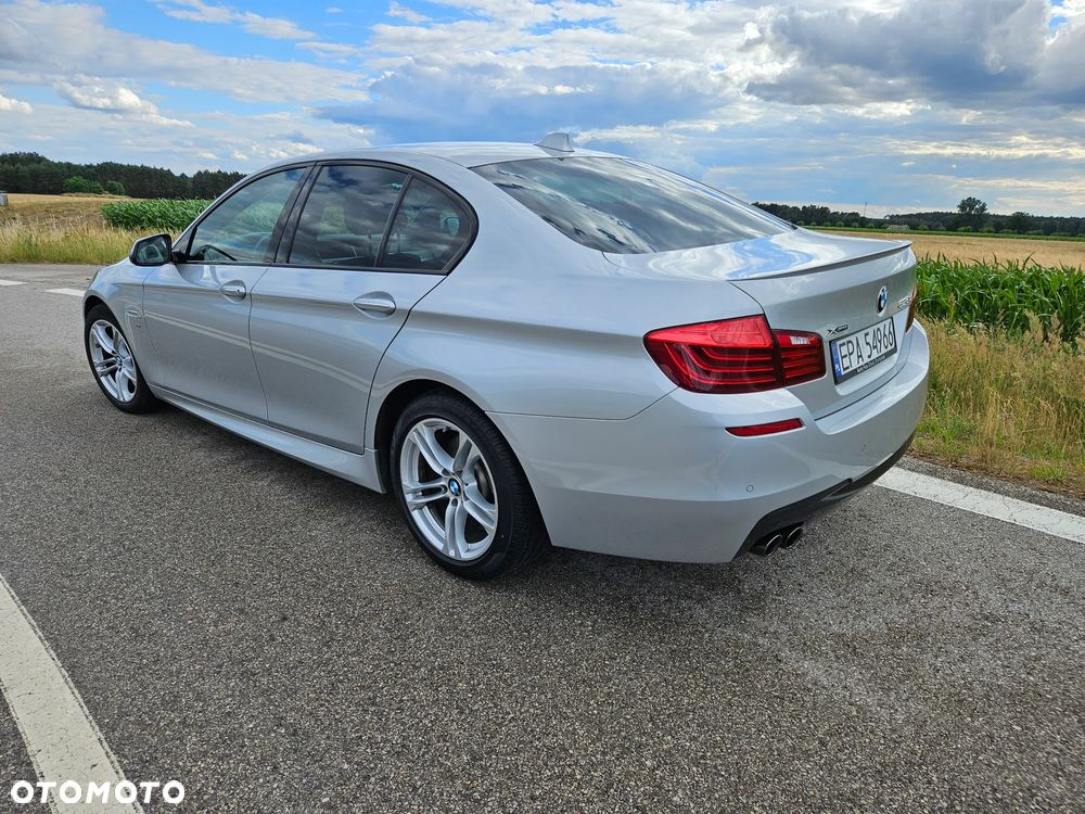 BMW Seria 5 525d xDrive - 7