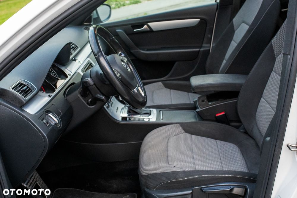 Volkswagen Passat Alltrack - 8