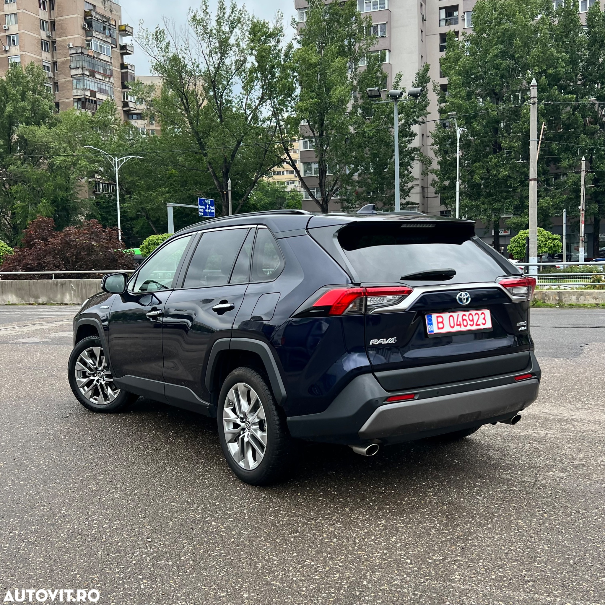 Toyota RAV4 2.5 Hybrid VVT-iE 4x4 Exclusive - 3