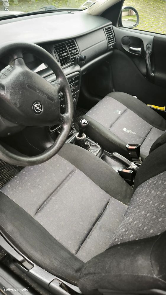 Opel Vectra 1.6 Comfort - 27