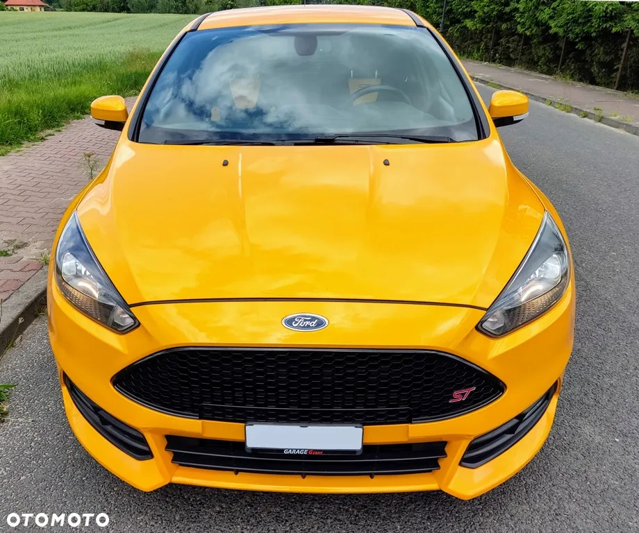 Ford Focus ST - 37