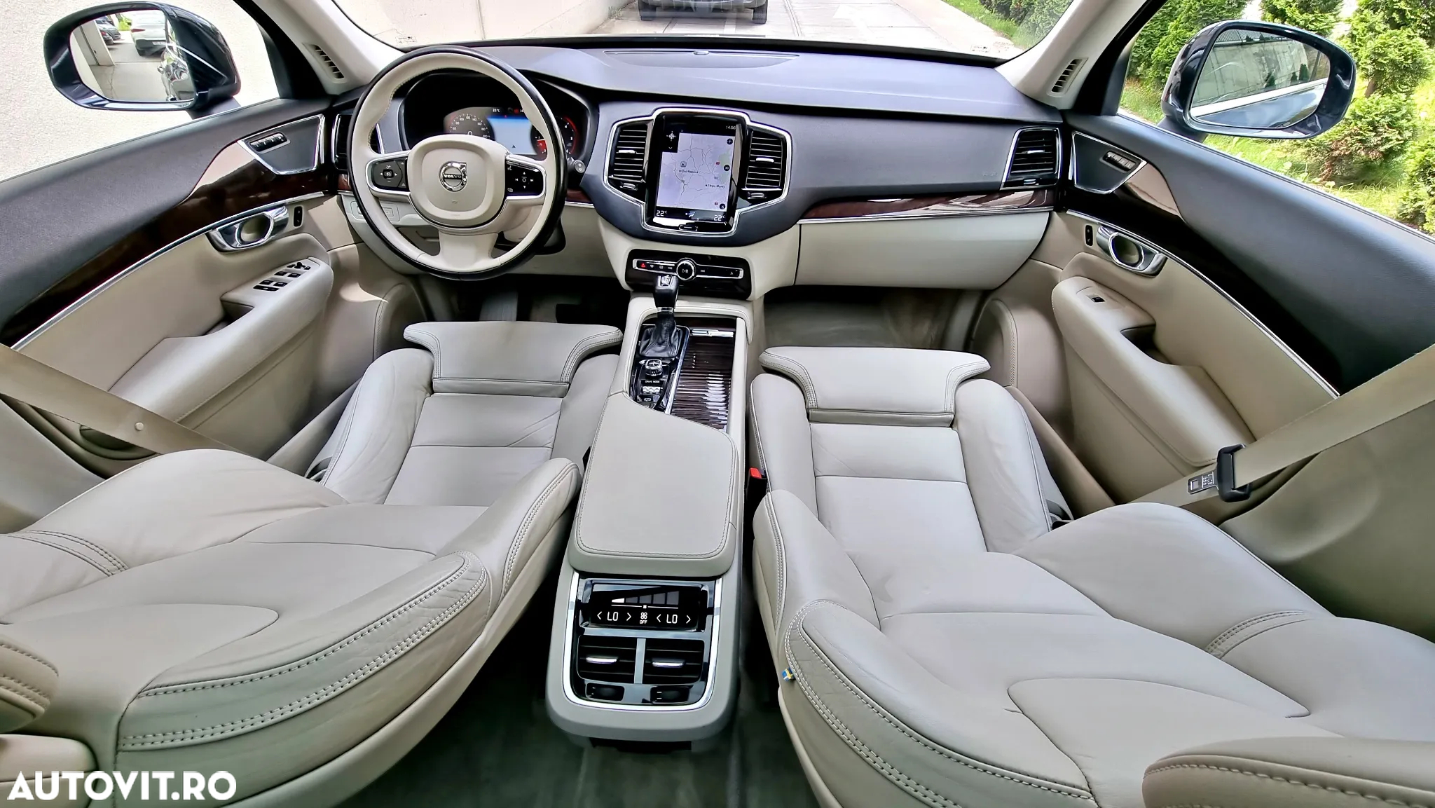 Volvo XC 90 D5 AWD Geartronic Inscription - 9