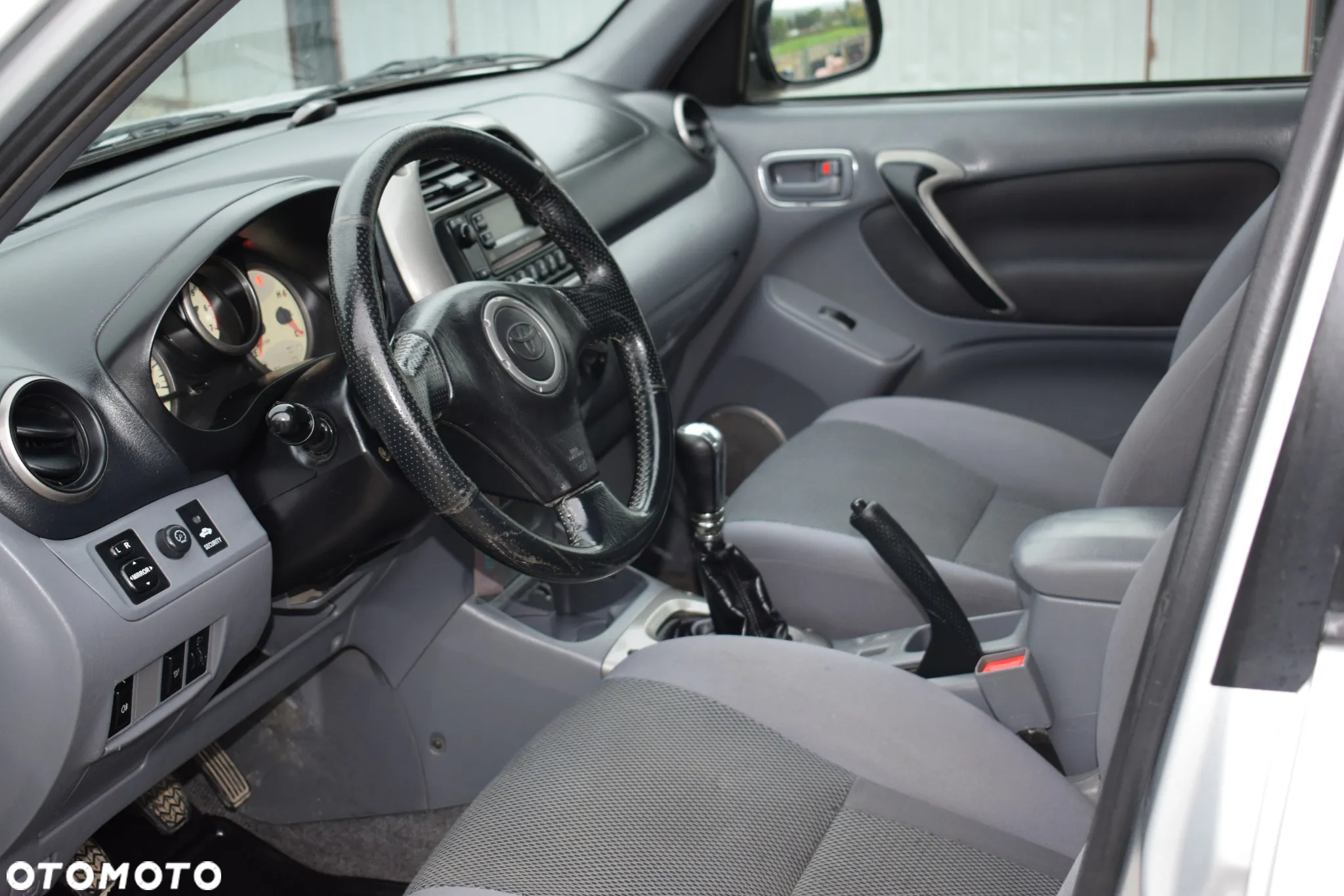 Toyota RAV4 2.0 D-4D 4x4 - 9