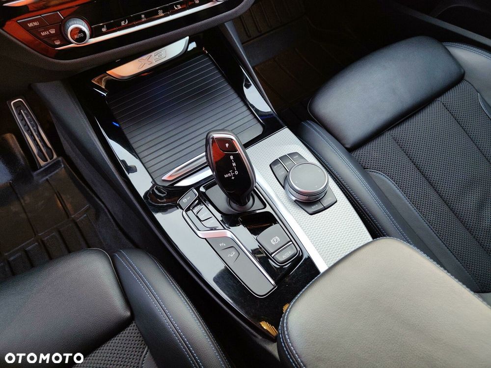 BMW X3 - 16