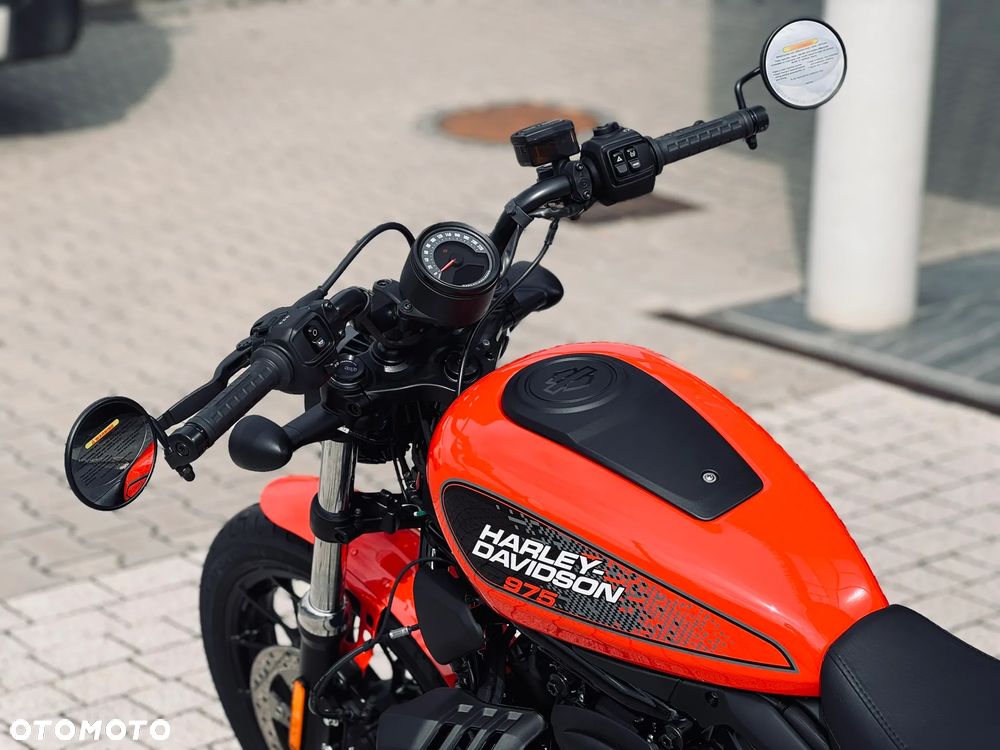 Harley-Davidson Sportster Nightster 975 - 21