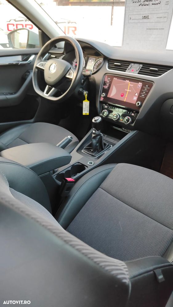Skoda Octavia - 10