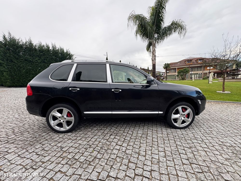 Porsche Cayenne Turbo - 13