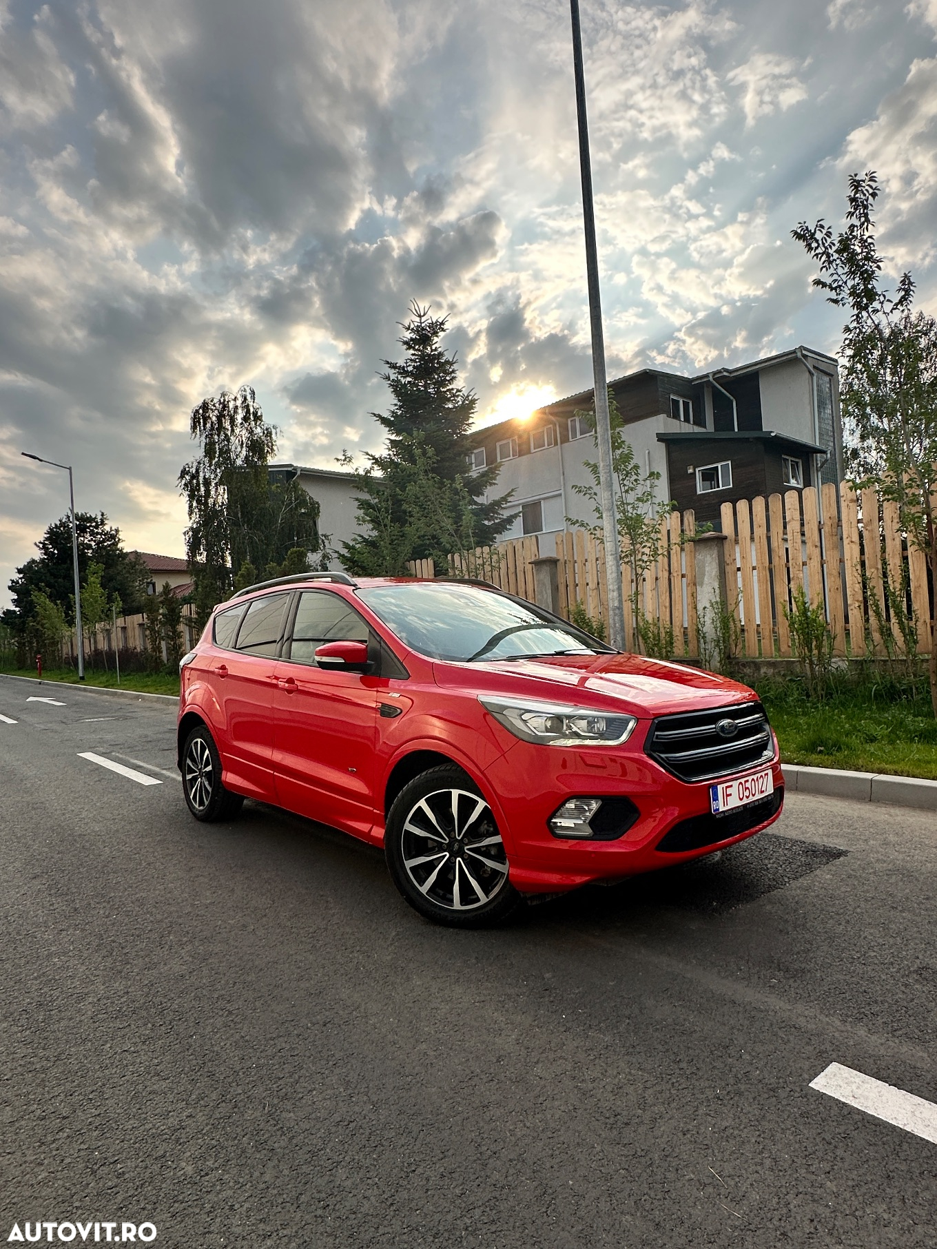 Ford Kuga 2.0 TDCi 4WD Powershift ST-Line - 3