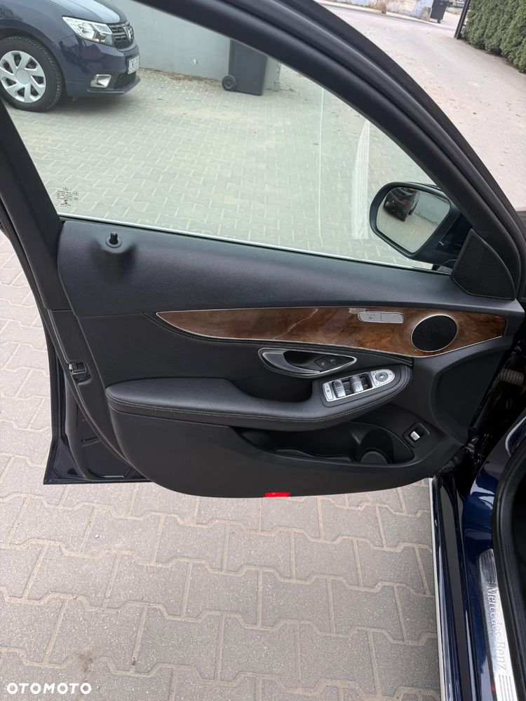 Mercedes-Benz Klasa C - 21