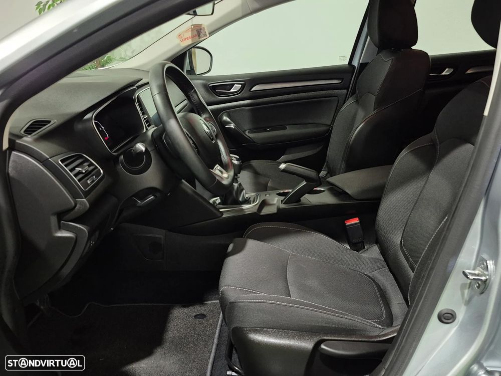 Renault Mégane Sport Tourer BLUE dCi 115 LIMITED - 27