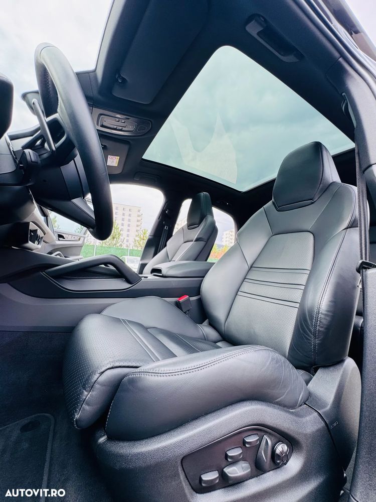 Porsche Cayenne Coupe Black Edition - 30