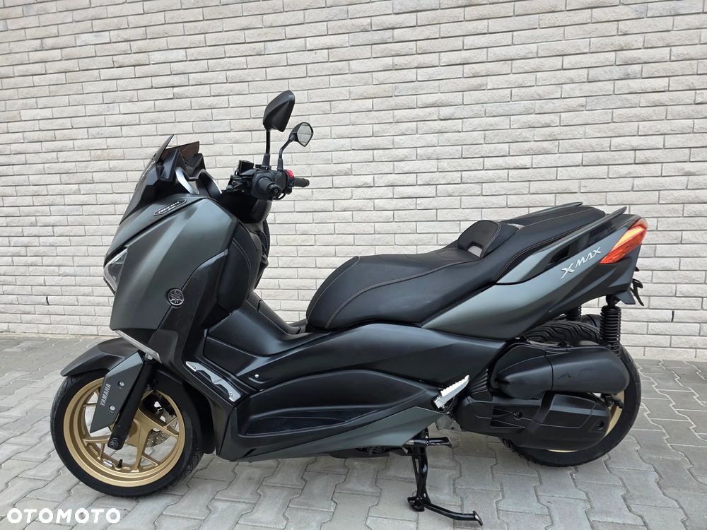 Yamaha X-max - 4