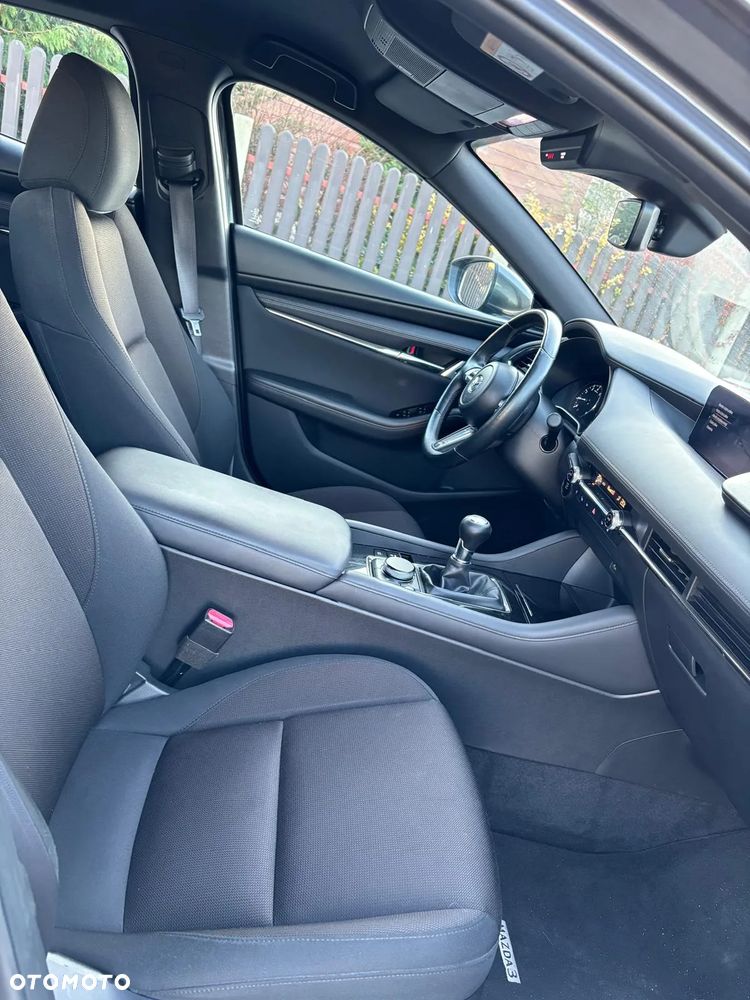 Mazda 3 SKYACTIV-X 2.0 M-Hybrid - 22