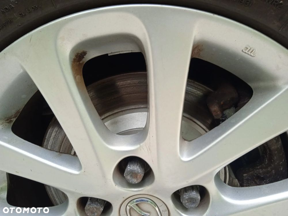 Mazda 5 - 25
