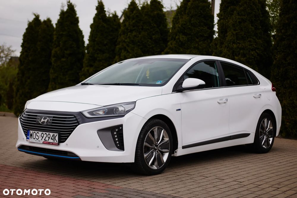 Hyundai IONIQ Hybrid Platinum - 12