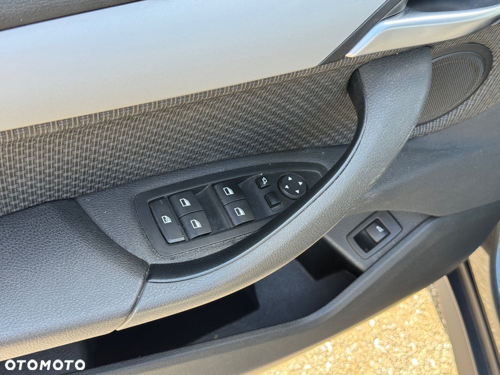BMW X1 sDrive16d - 24
