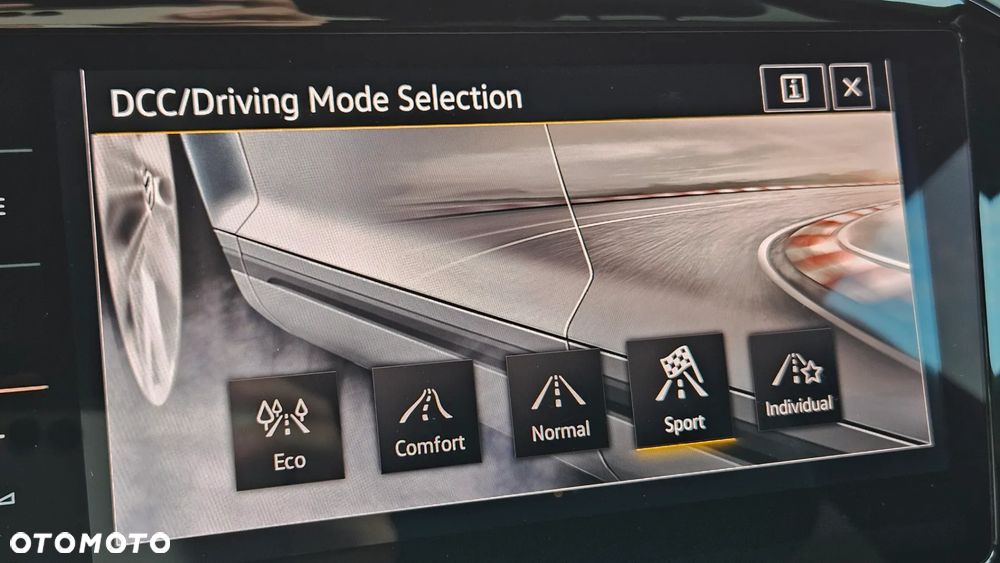 Volkswagen Arteon 2.0 TSI 4Motion R-Line DSG - 38