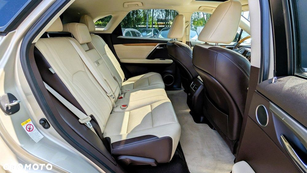 Lexus RX - 20