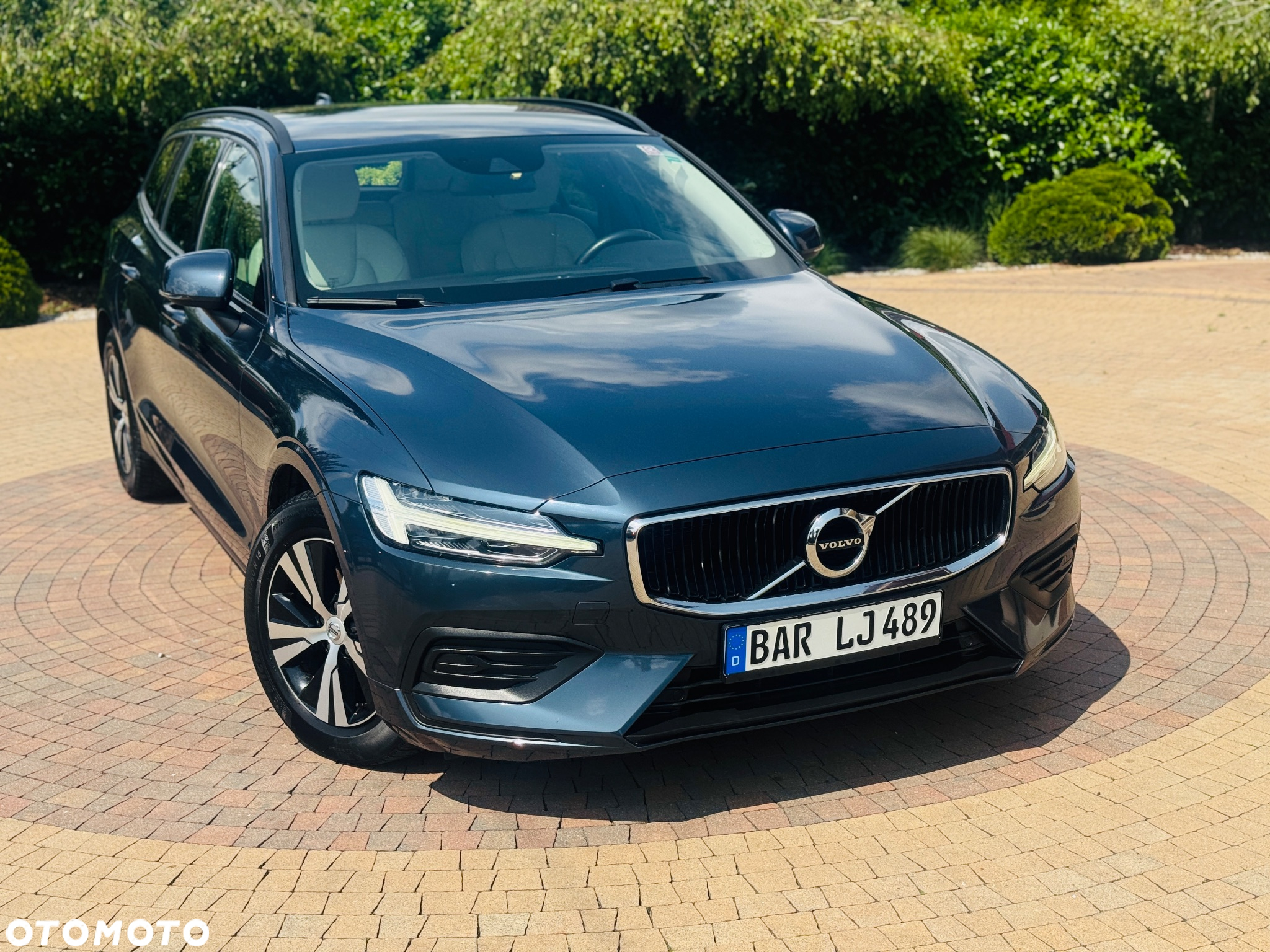 Volvo V60 D3 Geartronic Momentum Pro - 2