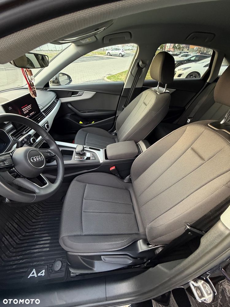 Audi A4 Limousine - 9