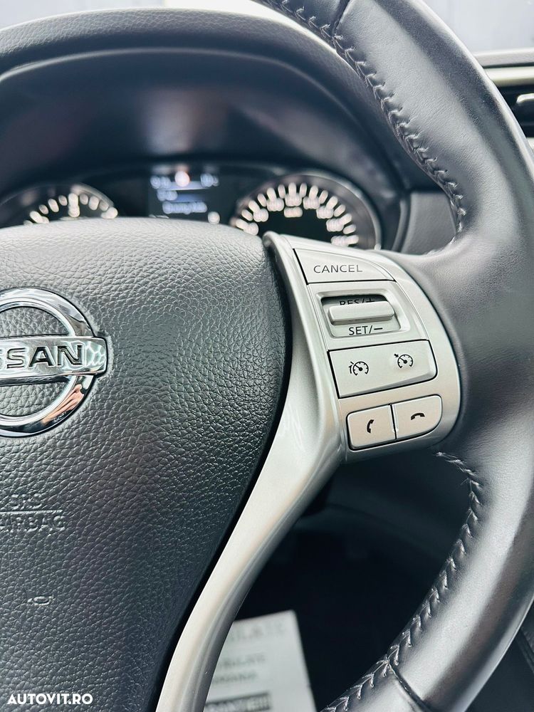 Nissan Qashqai 1.5 DCI TEKNA - 30