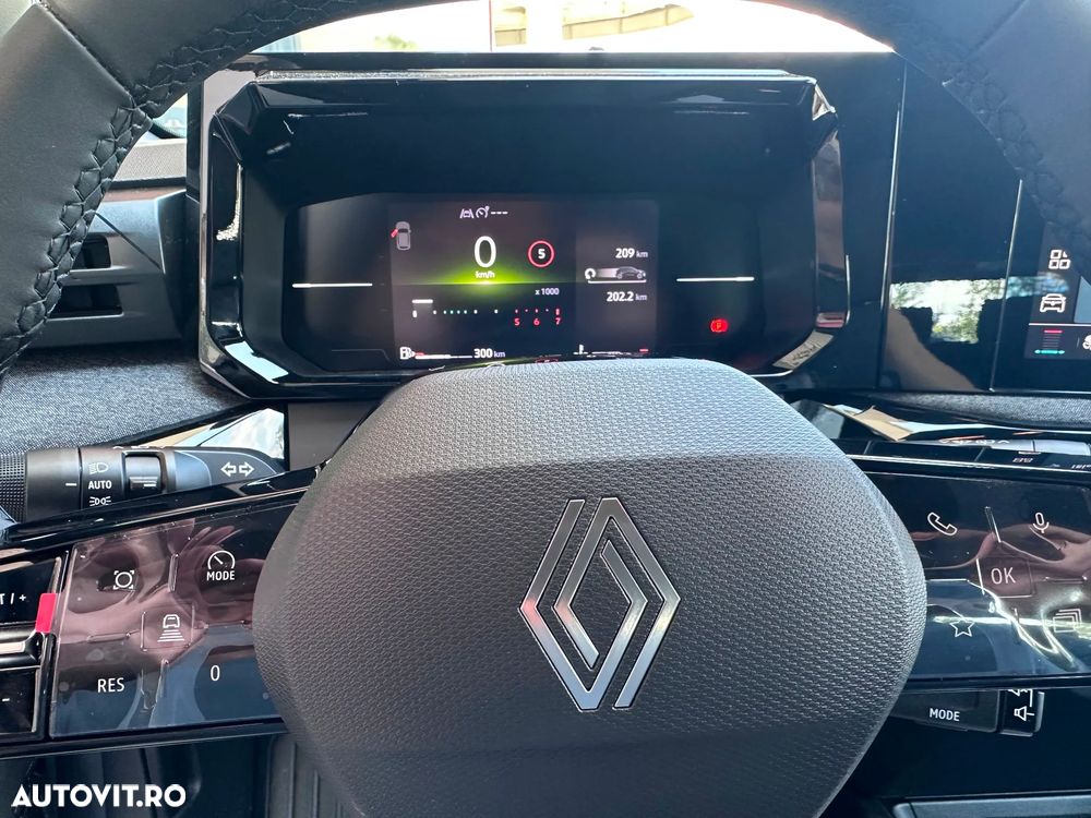 Renault Clio VI TCe 115 Evolution - 24