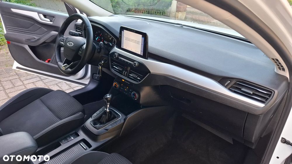 Ford Focus - 15