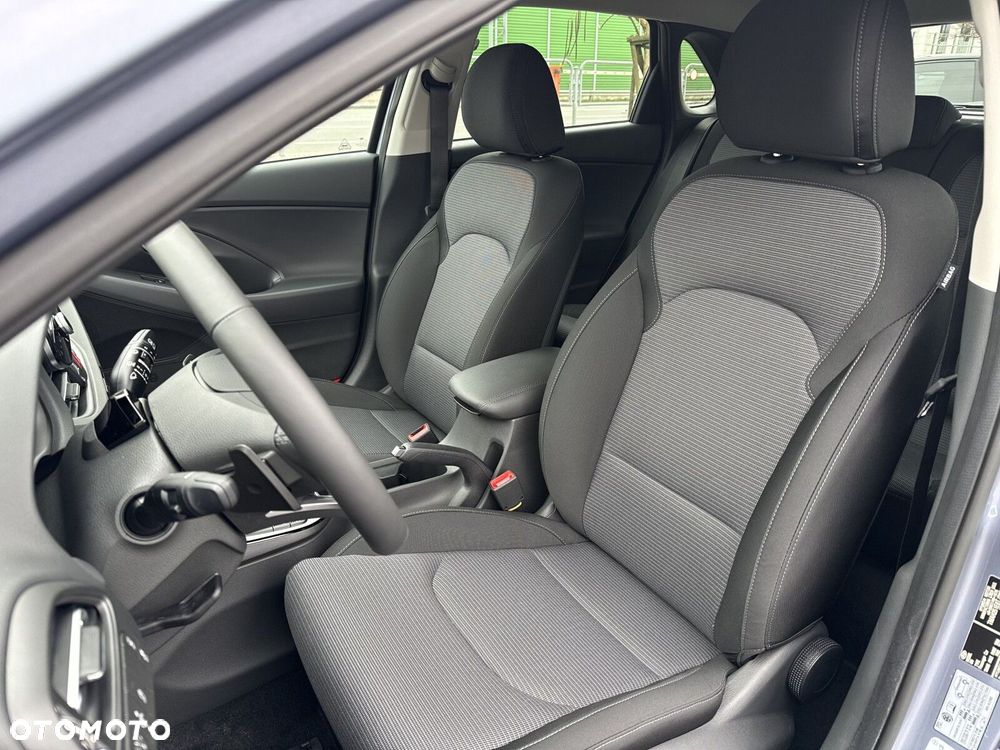 Hyundai i30 1.6 T-GDI Modern DCT - 11